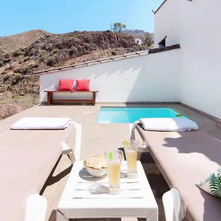 El Algarrobero Holiday home
